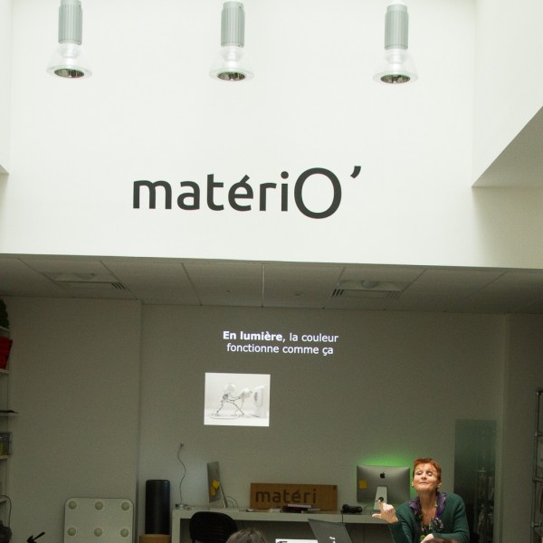 Conférence réalisée par Geneviève Naudin à la matériothèque