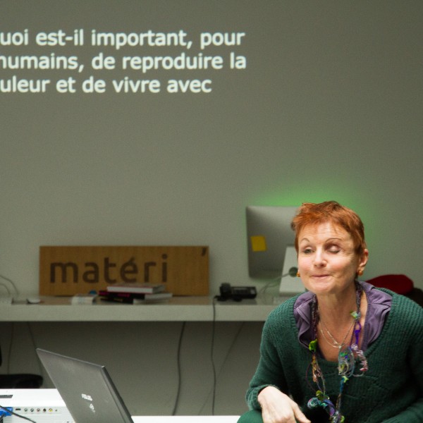 Conférence réalisée par Geneviève Naudin à la matériothèque